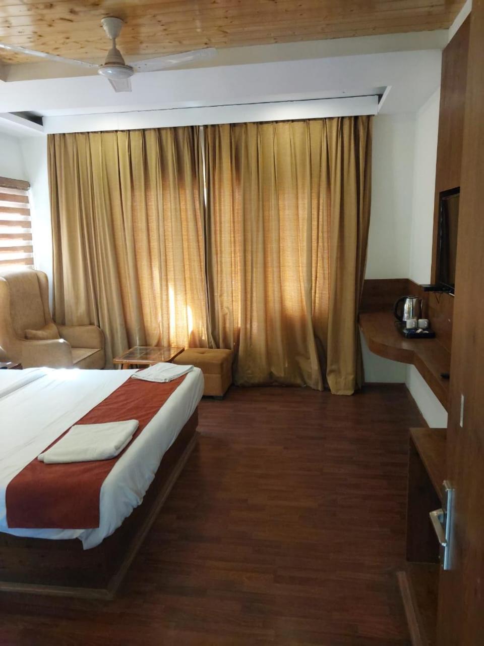Hotel Di Villa Manali  Bagian luar foto